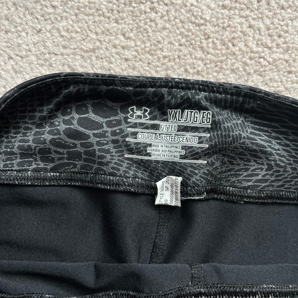 Under armour women’s 2/4 leggings